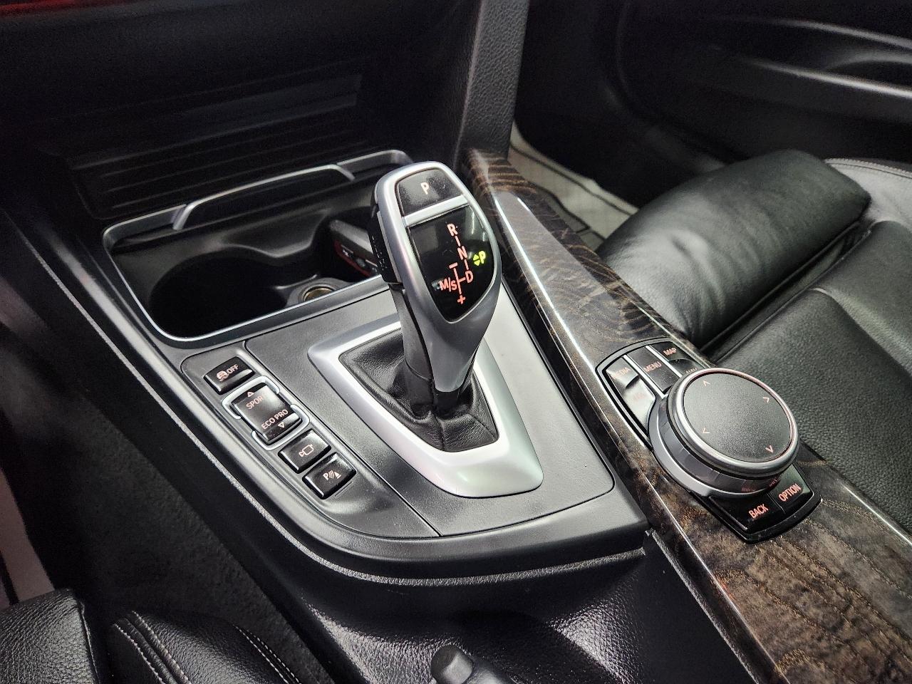 BMW 3-Series  2017