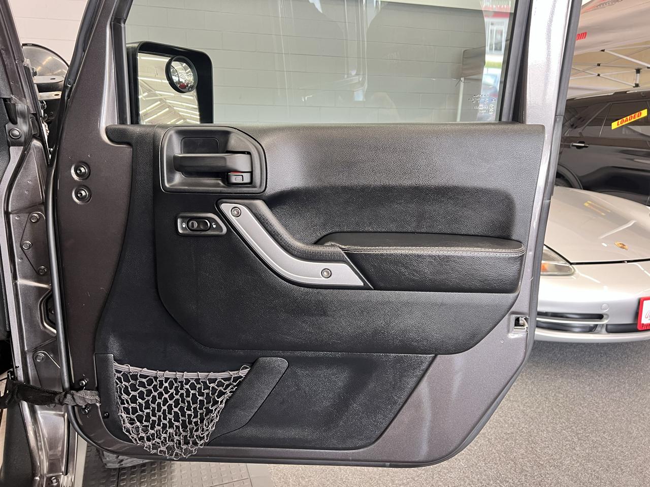 Jeep Wrangler  2016
