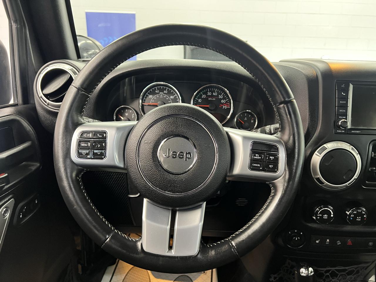 Jeep Wrangler  2016