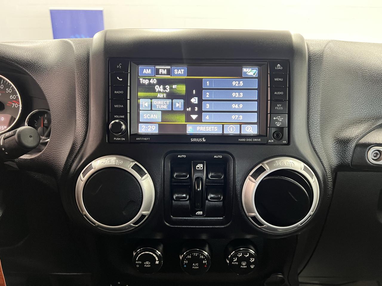 Jeep Wrangler  2016