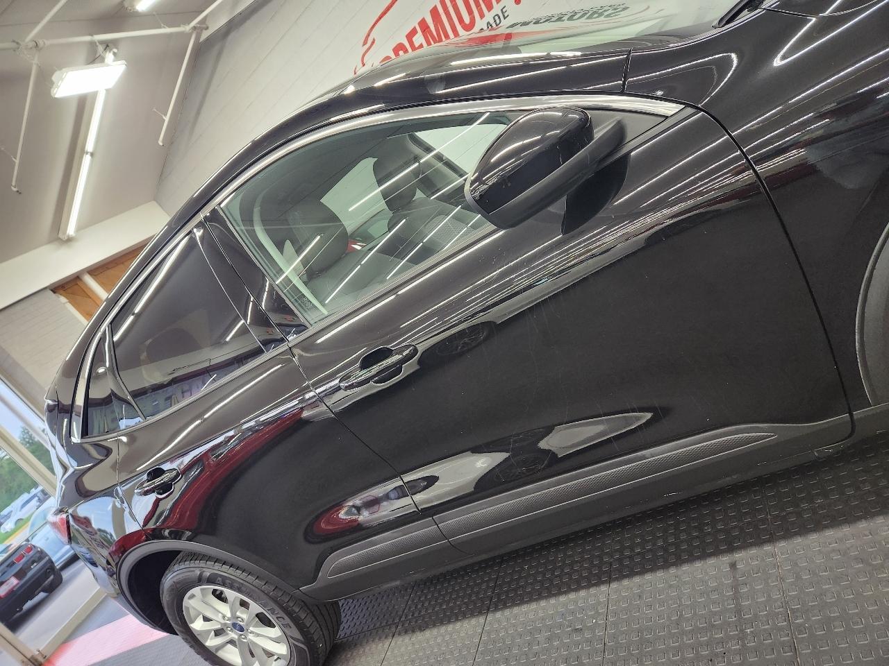 Ford Escape SE 2021