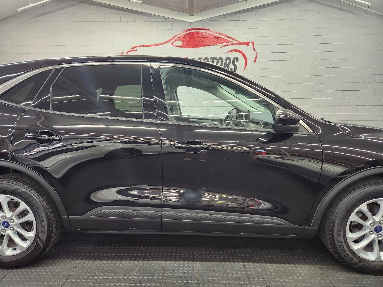 Ford Escape SE 2021