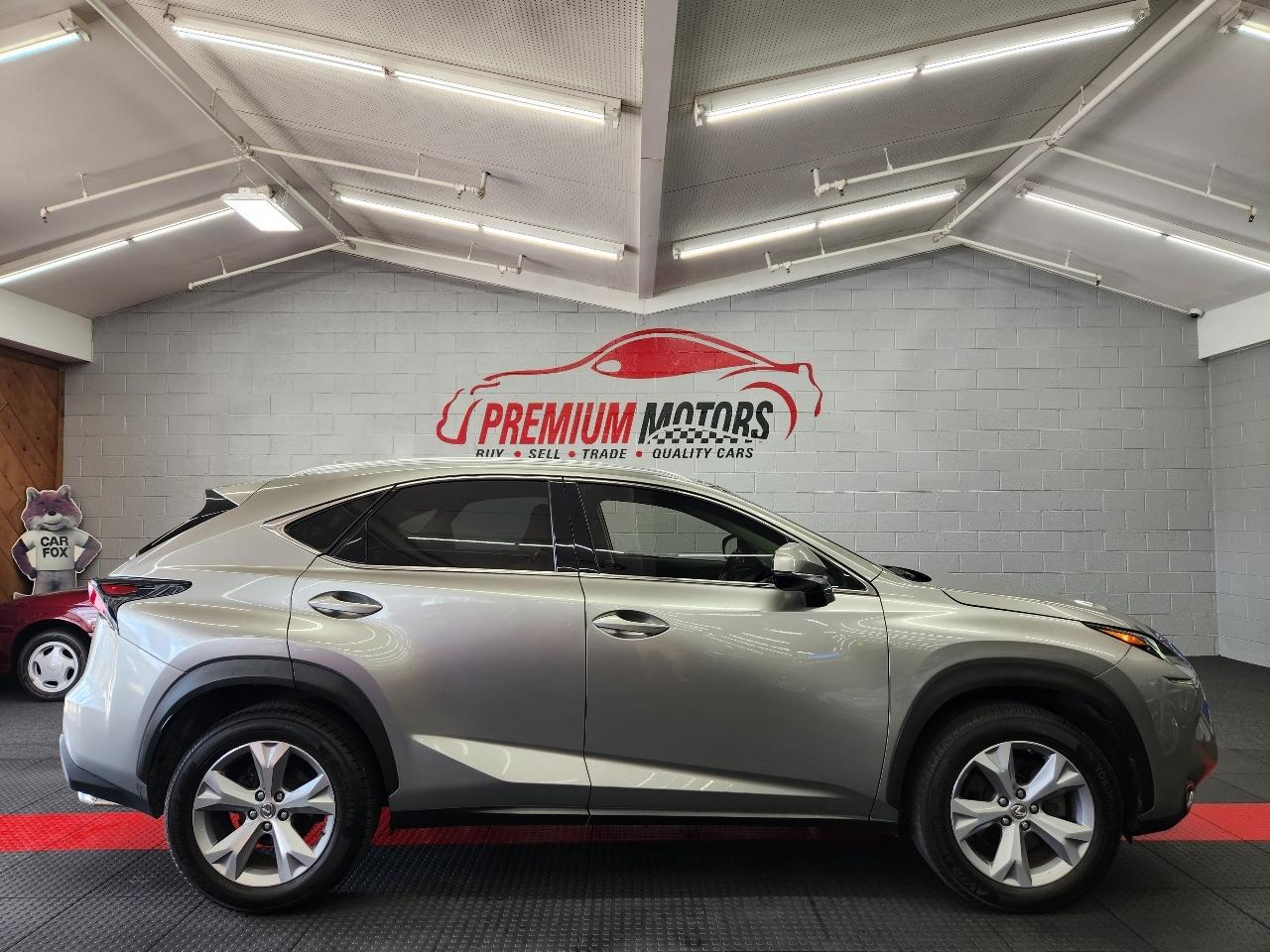 Lexus NX 200t  2017