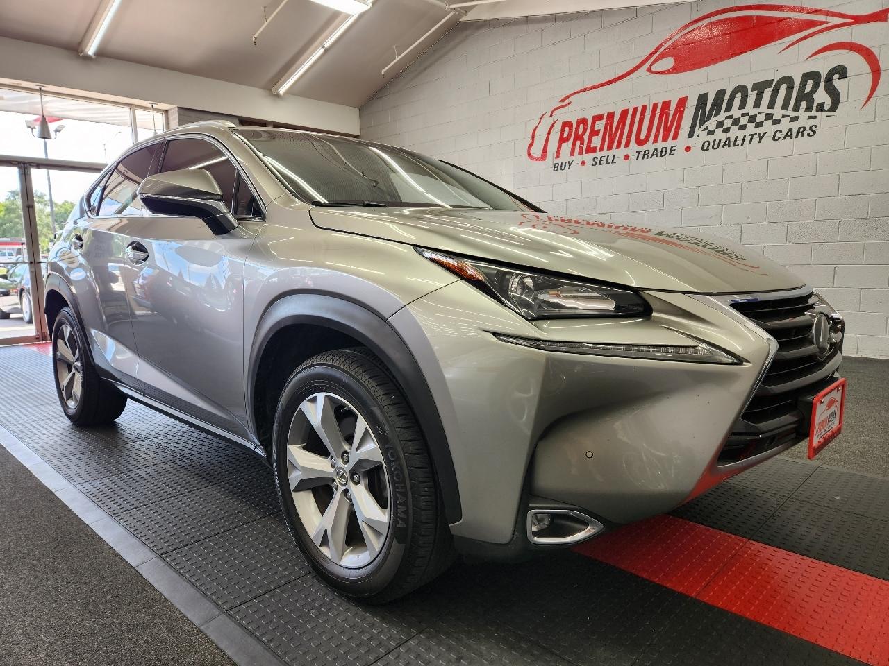 Lexus NX 200t  2017