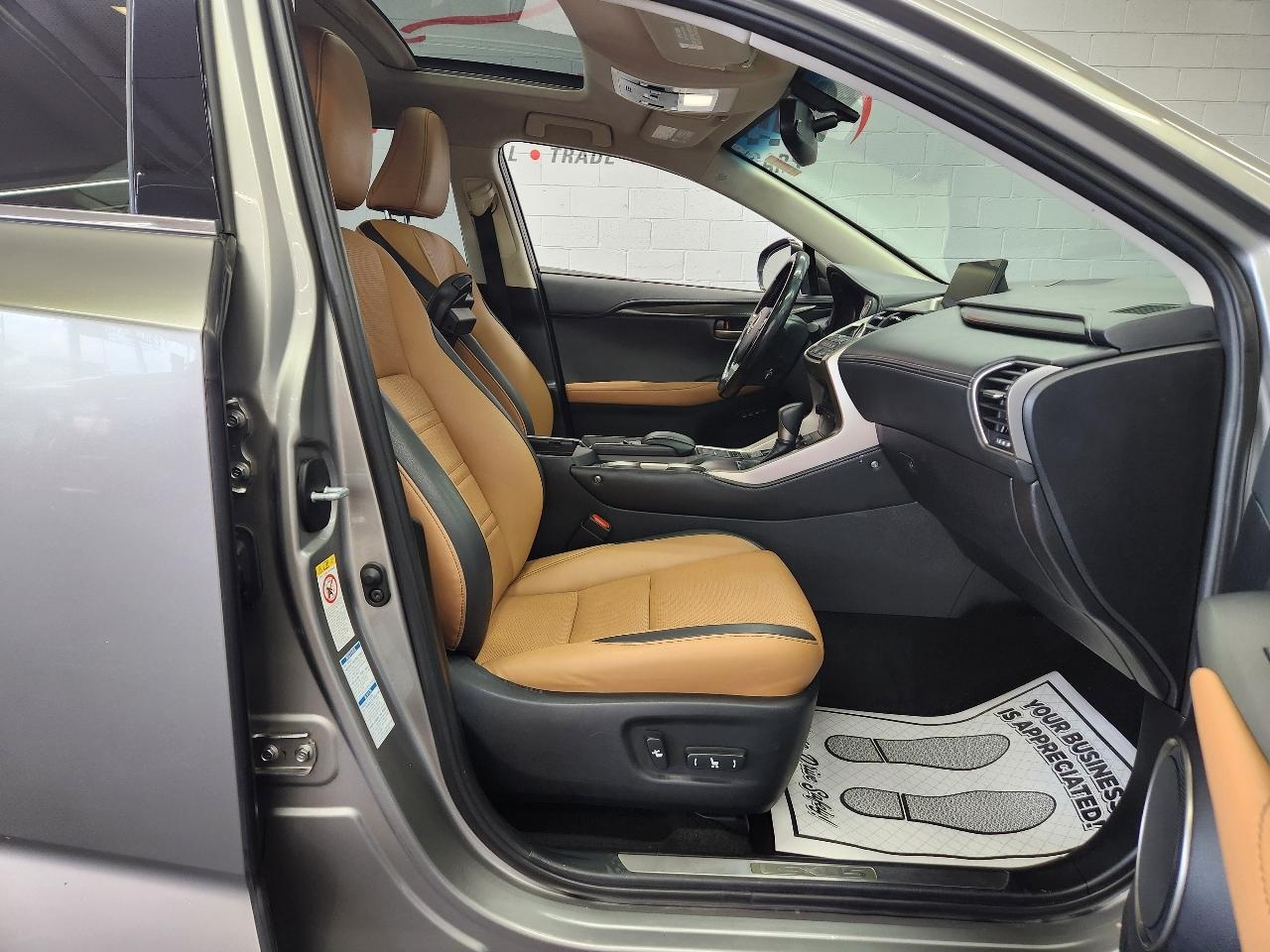Lexus NX 200t  2017