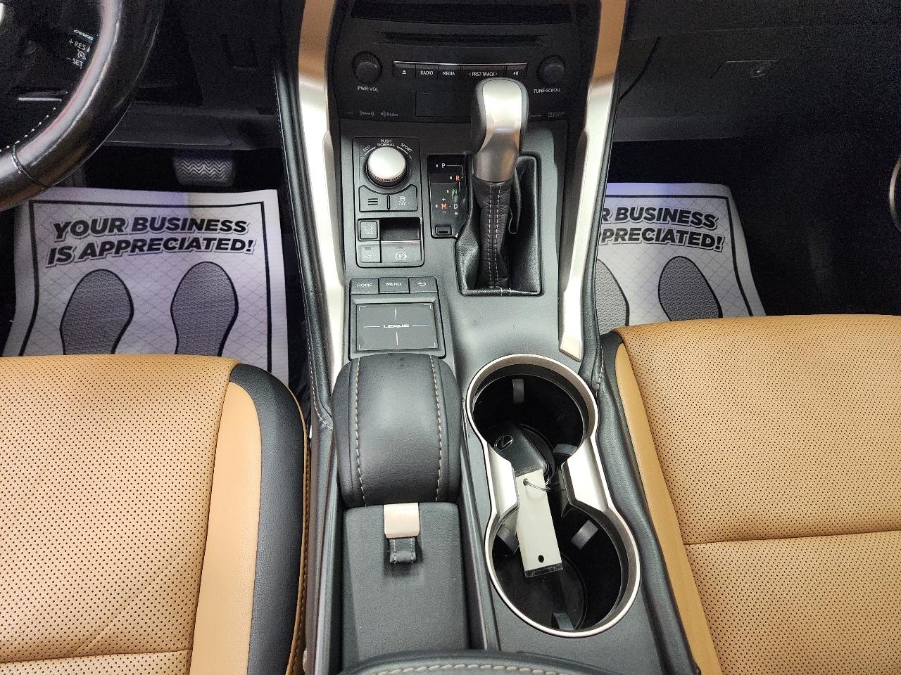 Lexus NX 200t  2017