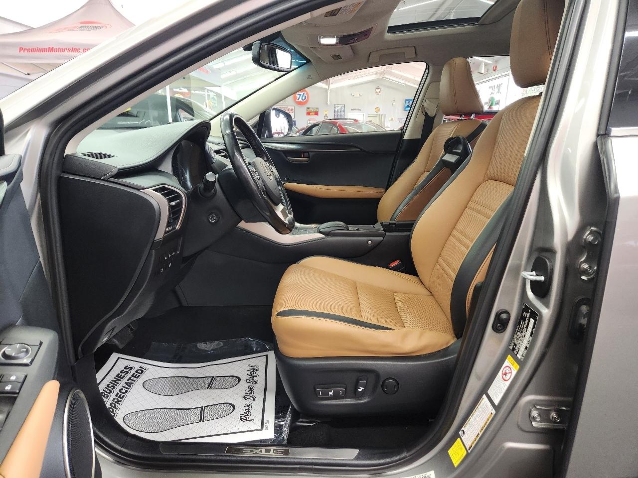 Lexus NX 200t  2017