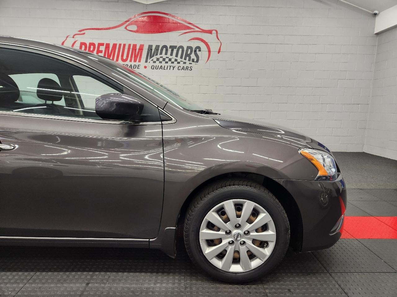 Nissan Sentra S 2014