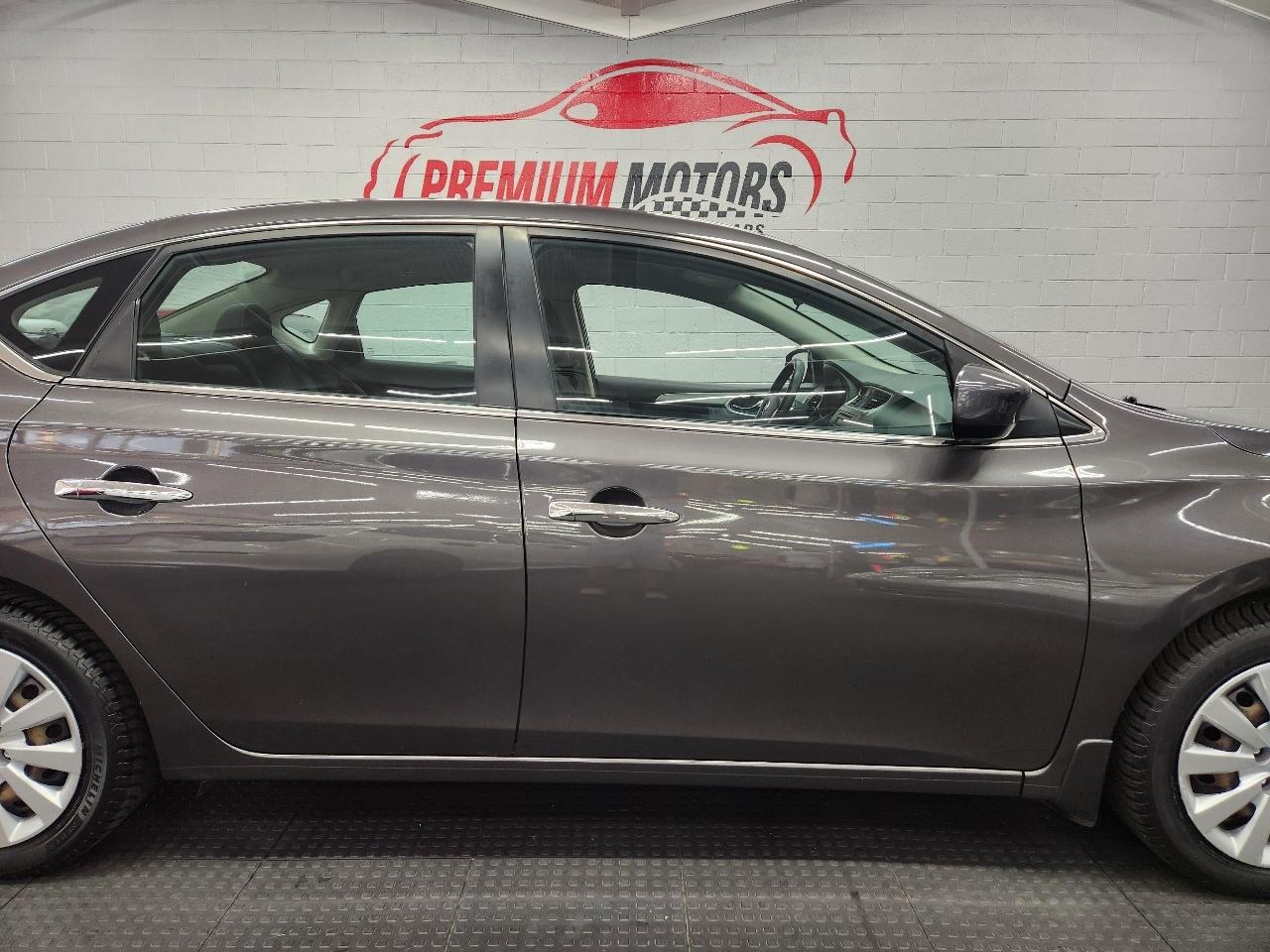 Nissan Sentra S 2014