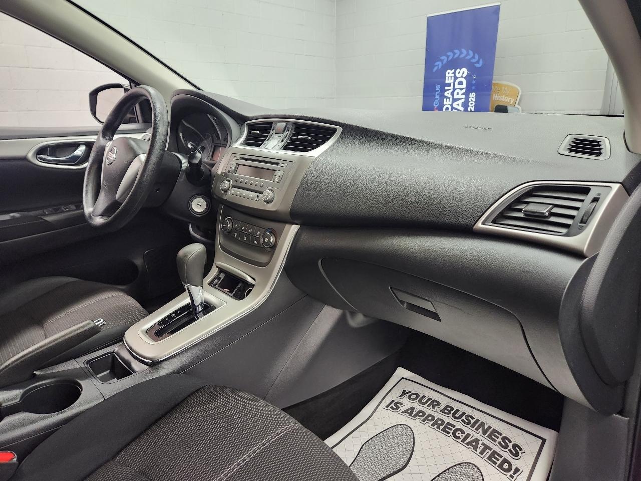 Nissan Sentra S 2014