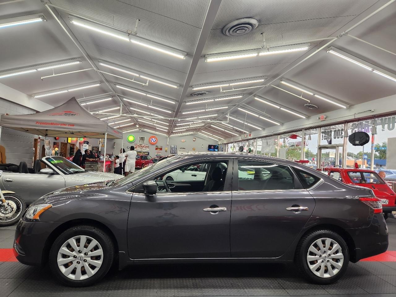 Nissan Sentra S 2014