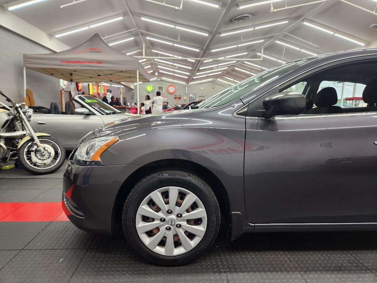 Nissan Sentra S 2014