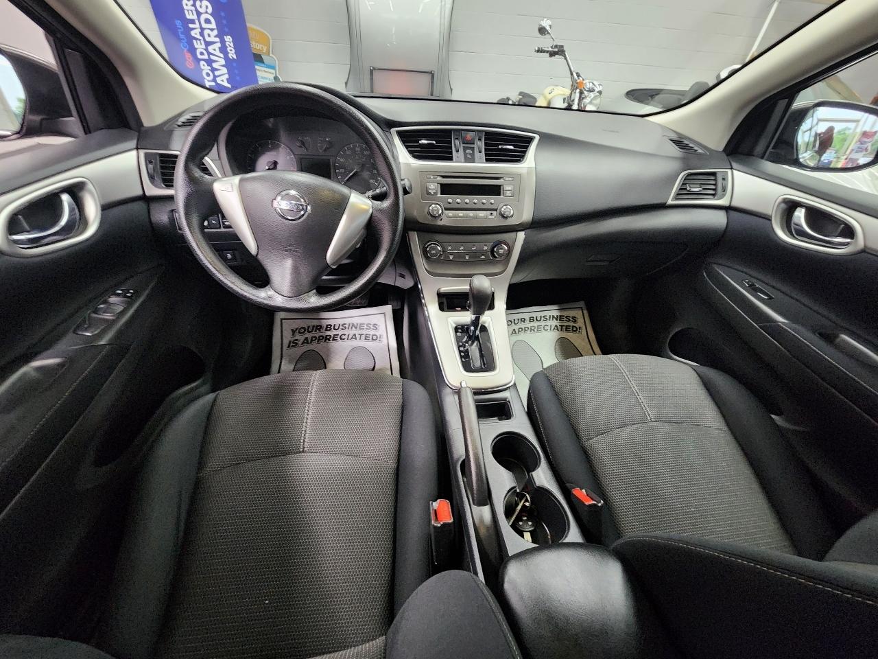 Nissan Sentra S 2014