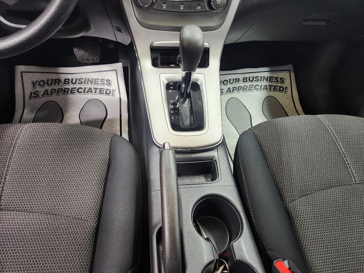 Nissan Sentra S 2014