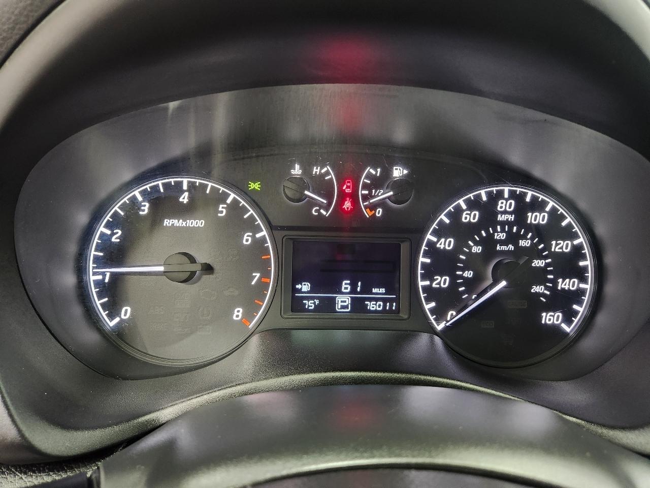 Nissan Sentra S 2014
