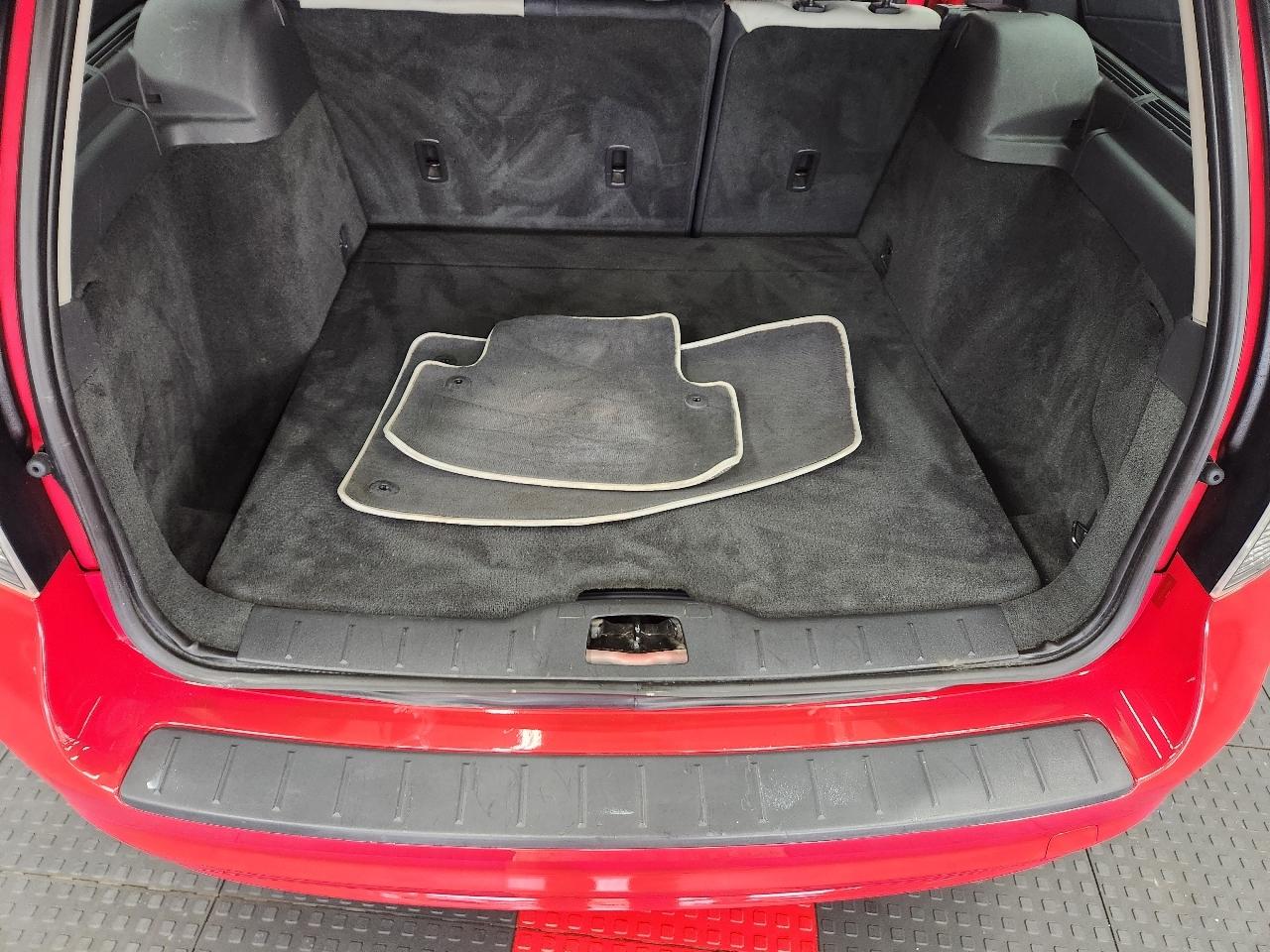 Volvo V50  2010