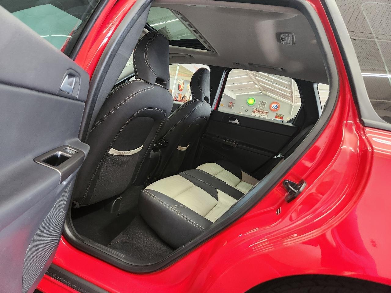 Volvo V50  2010