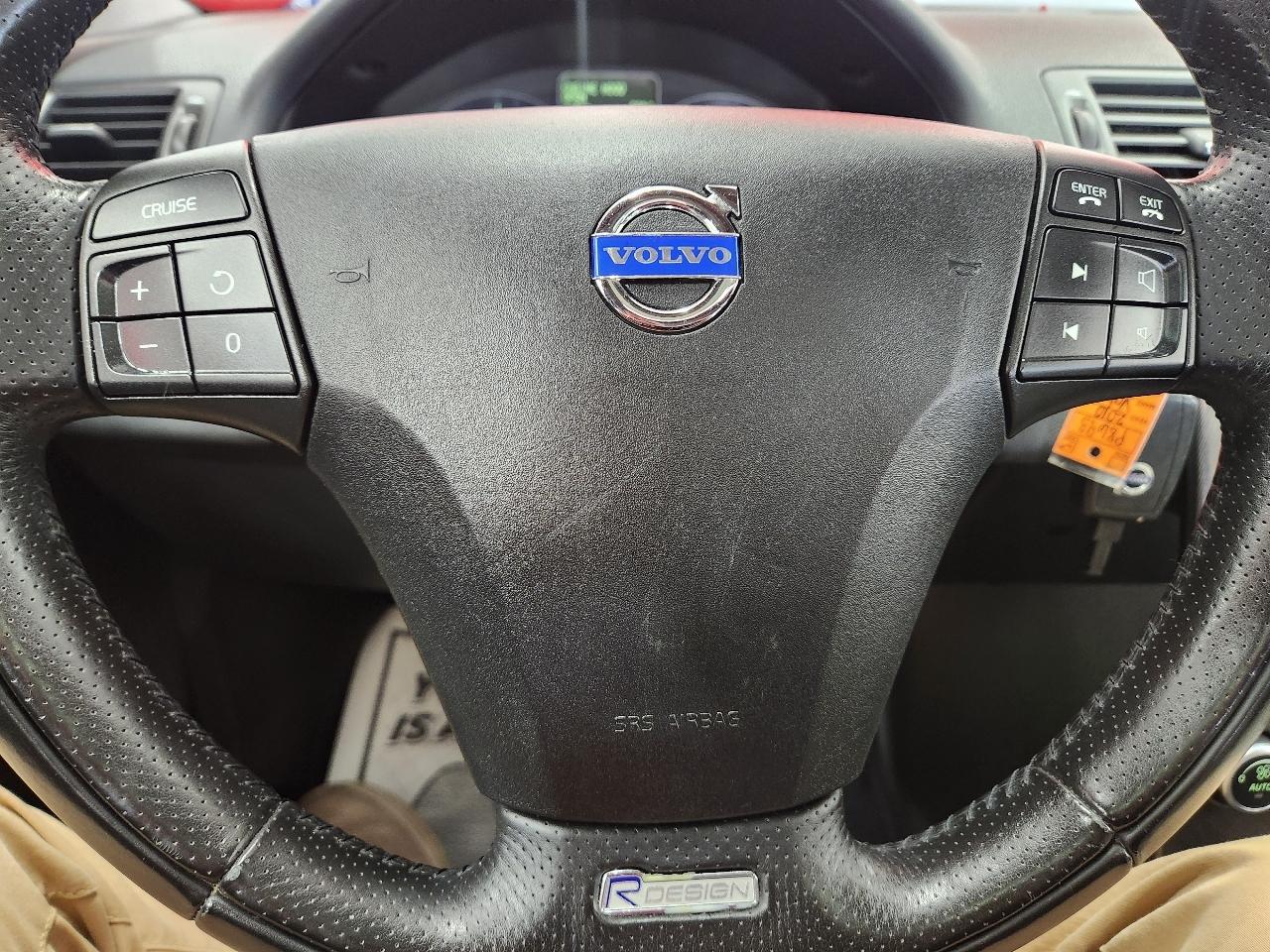 Volvo V50  2010