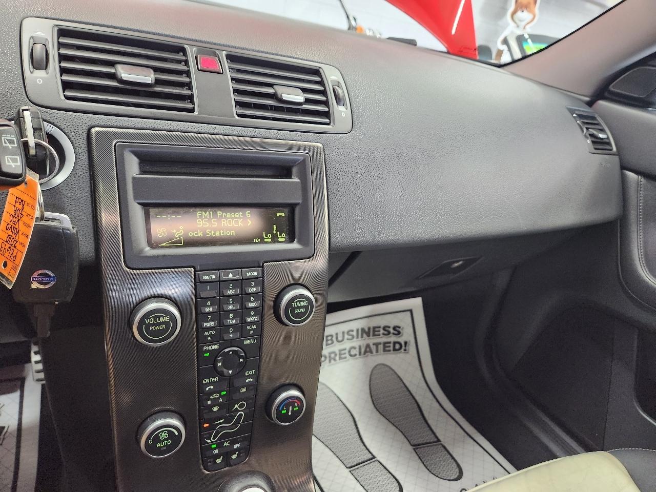 Volvo V50  2010