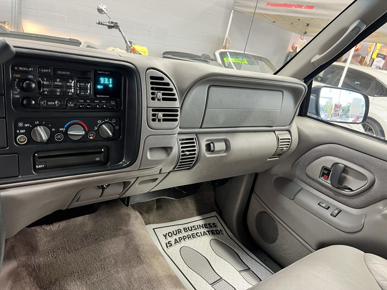 Chevrolet Suburban C1500 1997