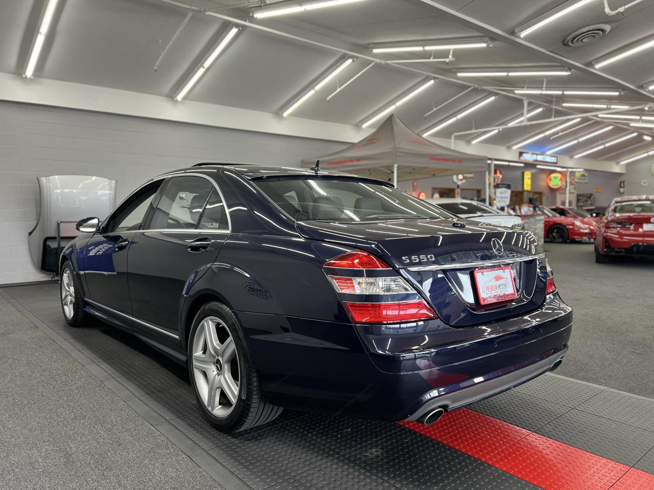 Mercedes-Benz S-Class S550 2007