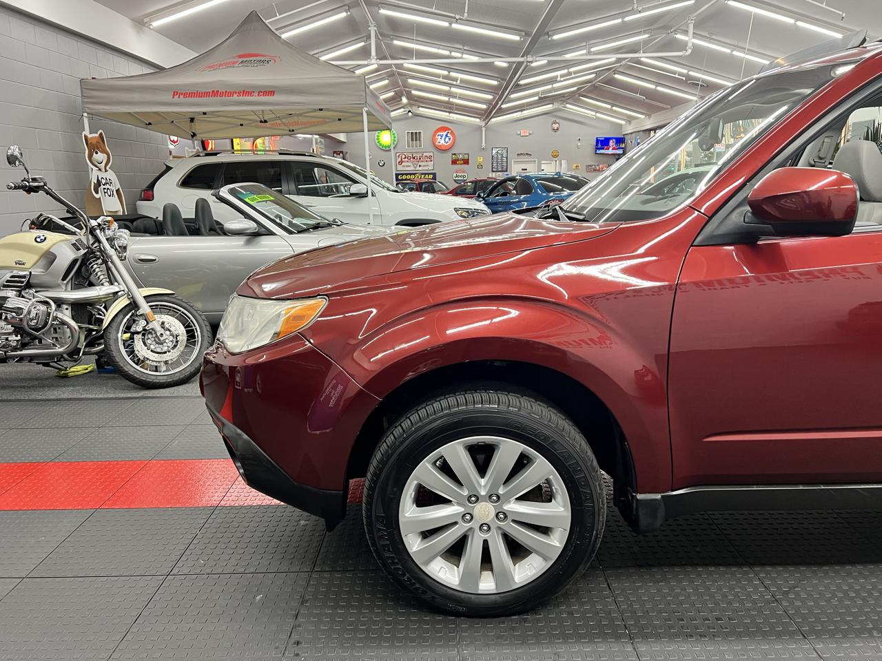Subaru Forester  2011