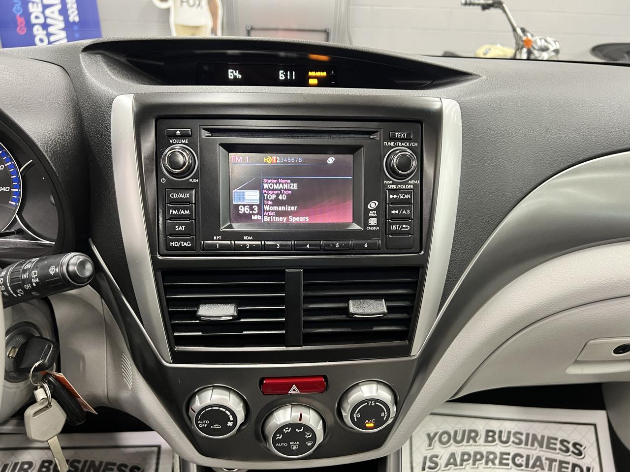 Subaru Forester  2011