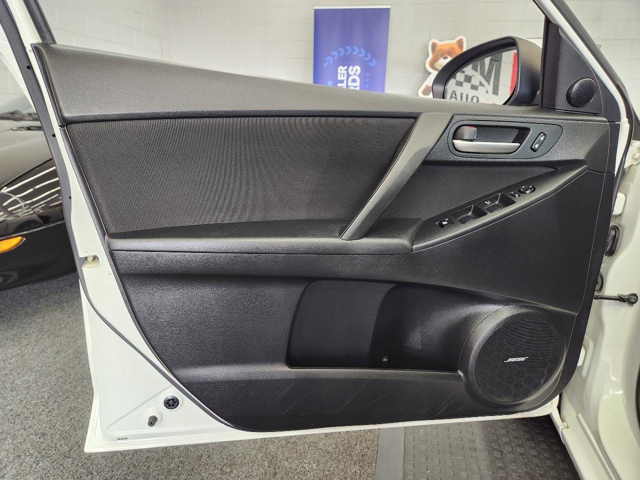 Mazda MAZDA3 i 2011