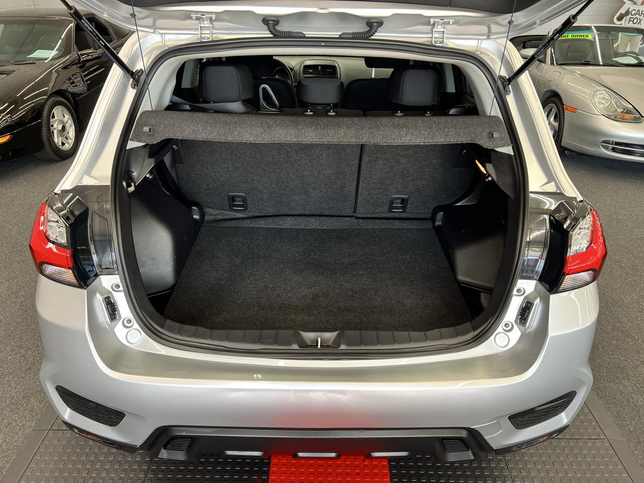 Mitsubishi Outlander Sport ES 4D SUV 4WD 2023