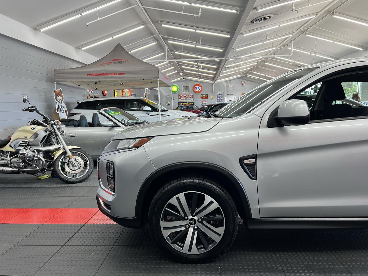 Mitsubishi Outlander Sport ES 4D SUV 4WD 2023