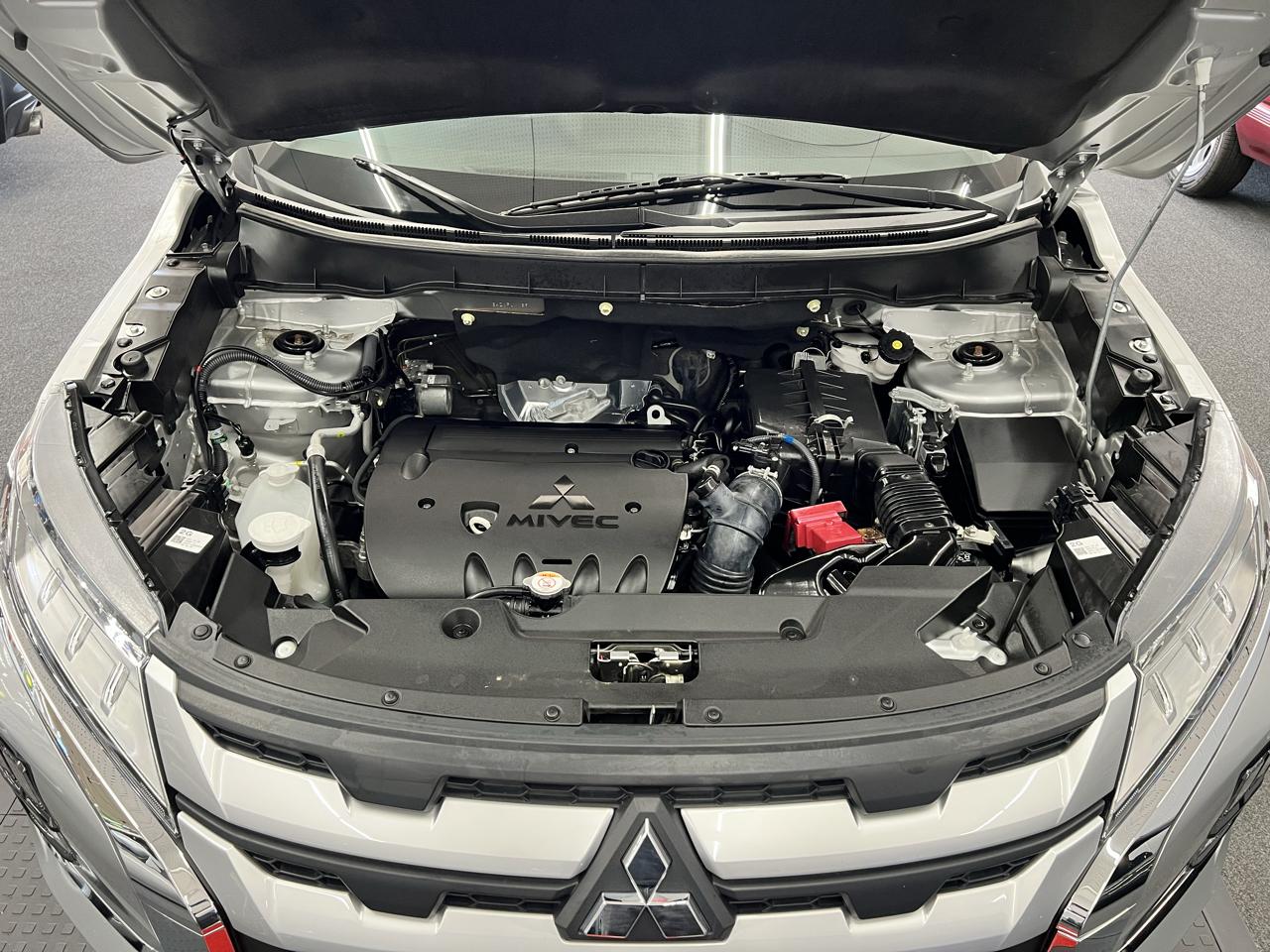 Mitsubishi Outlander Sport ES 4D SUV 4WD 2023