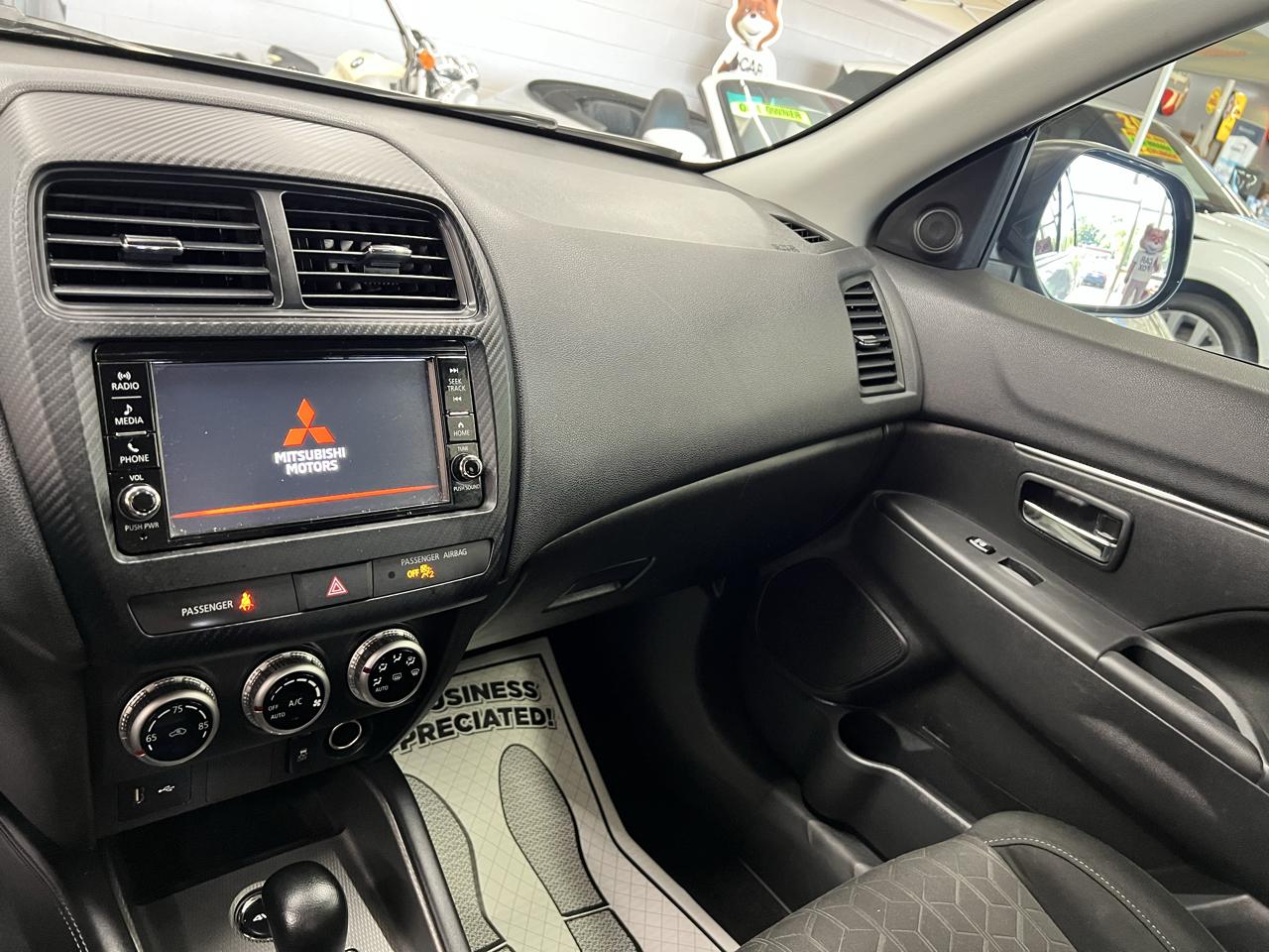 Mitsubishi Outlander Sport ES 4D SUV 4WD 2023