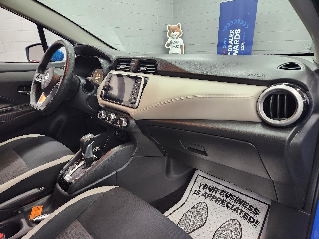 Nissan Versa SV 2020