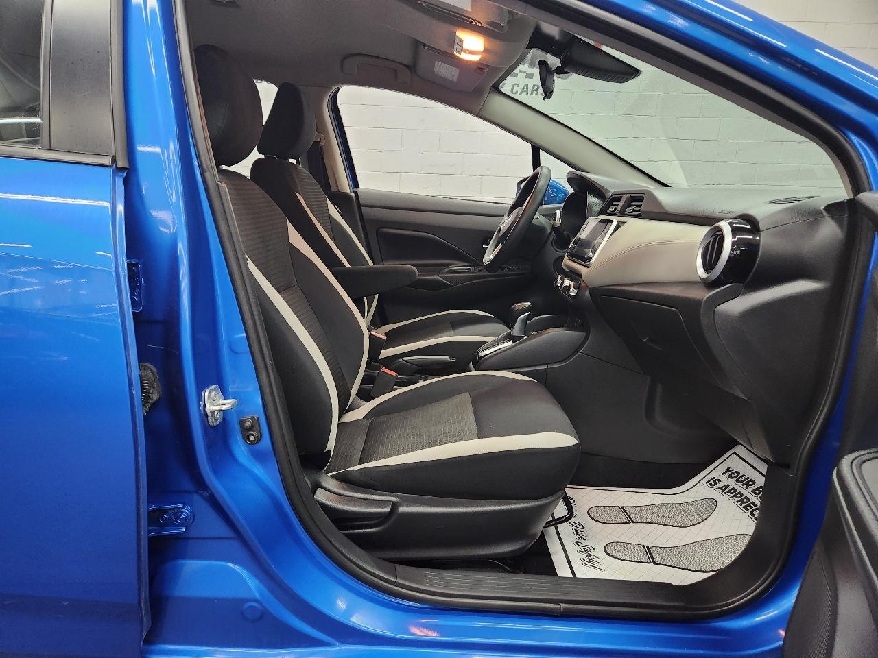 Nissan Versa SV 2020