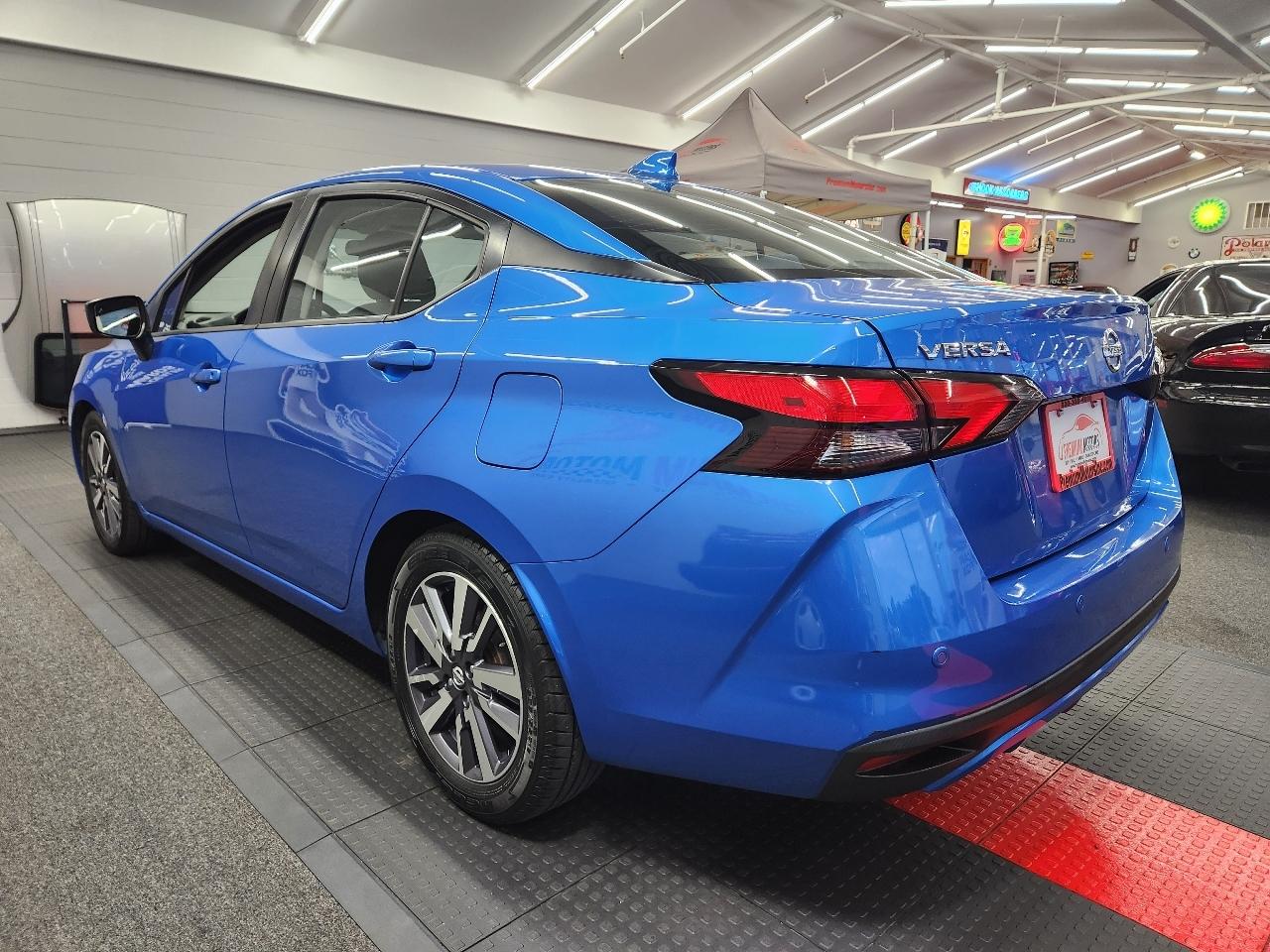 Nissan Versa SV 2020