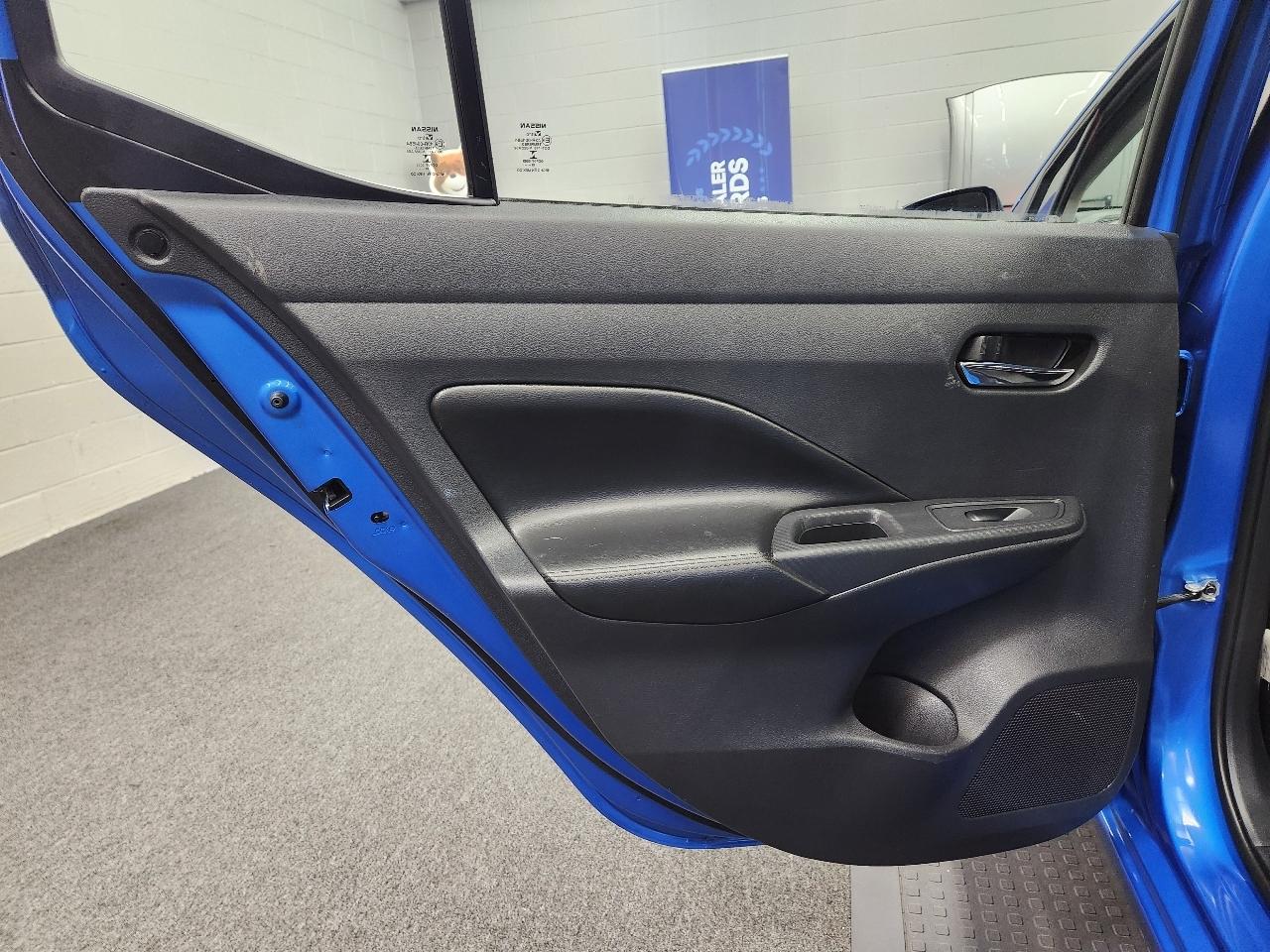 Nissan Versa SV 2020
