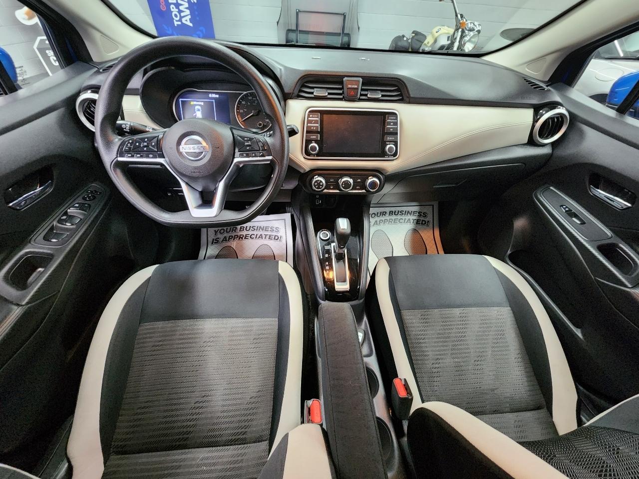 Nissan Versa SV 2020