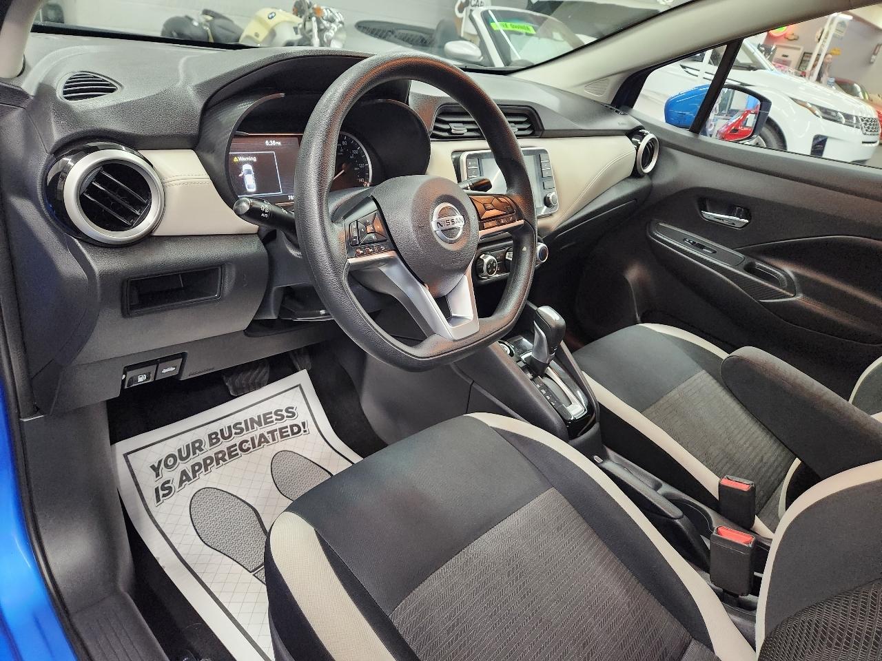 Nissan Versa SV 2020
