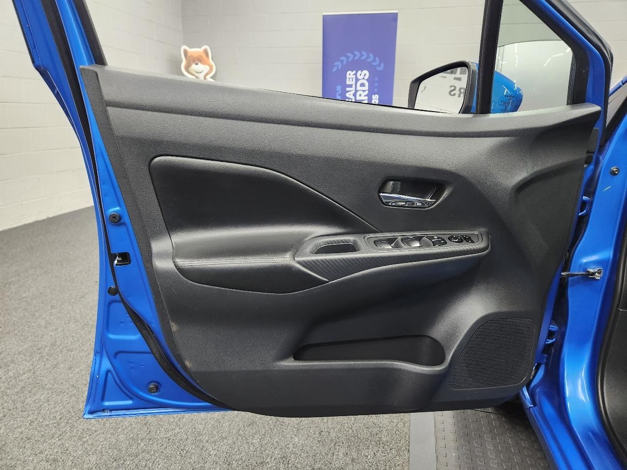Nissan Versa SV 2020
