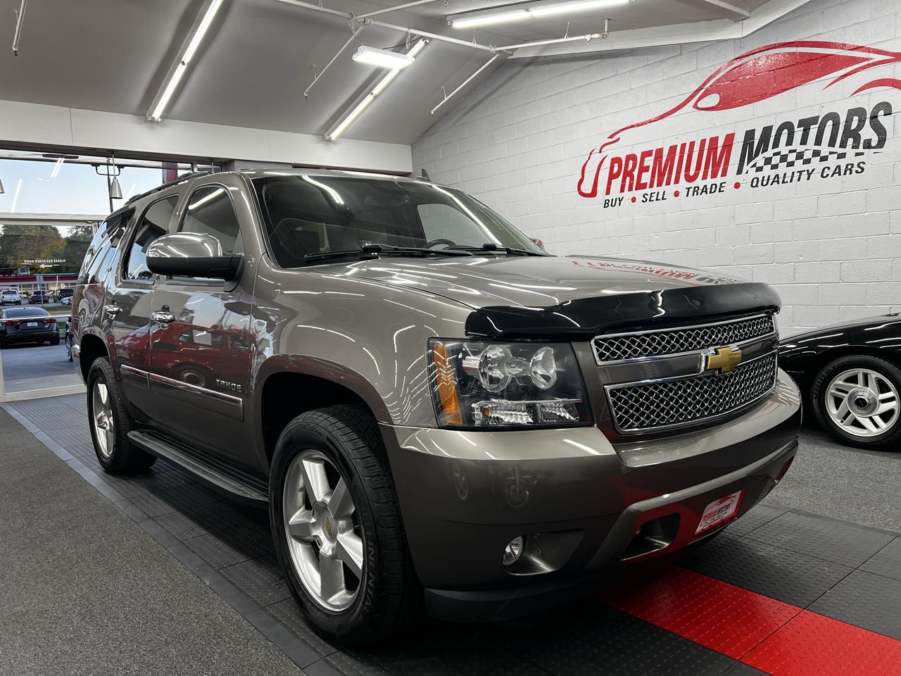 Chevrolet Tahoe  2014