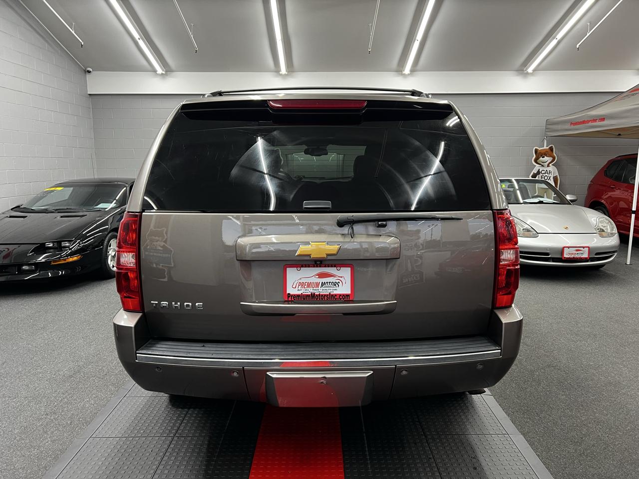 Chevrolet Tahoe  2014