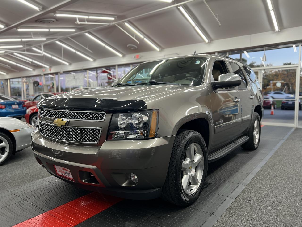 Chevrolet Tahoe  2014