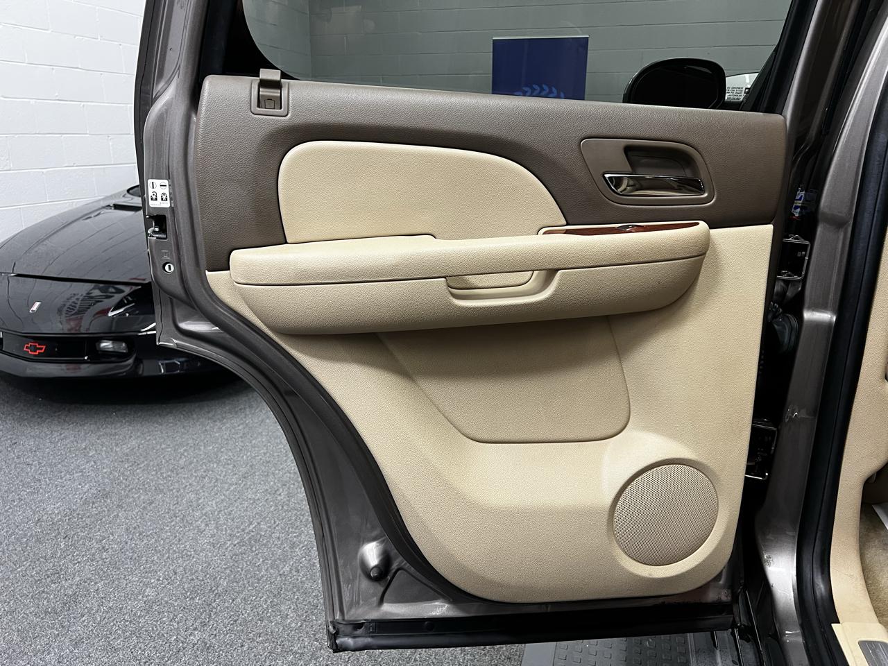 Chevrolet Tahoe  2014