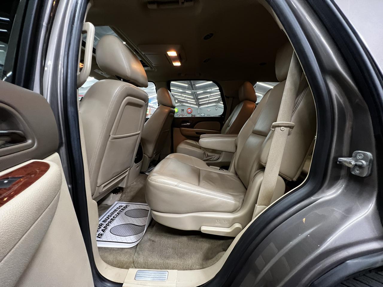Chevrolet Tahoe  2014