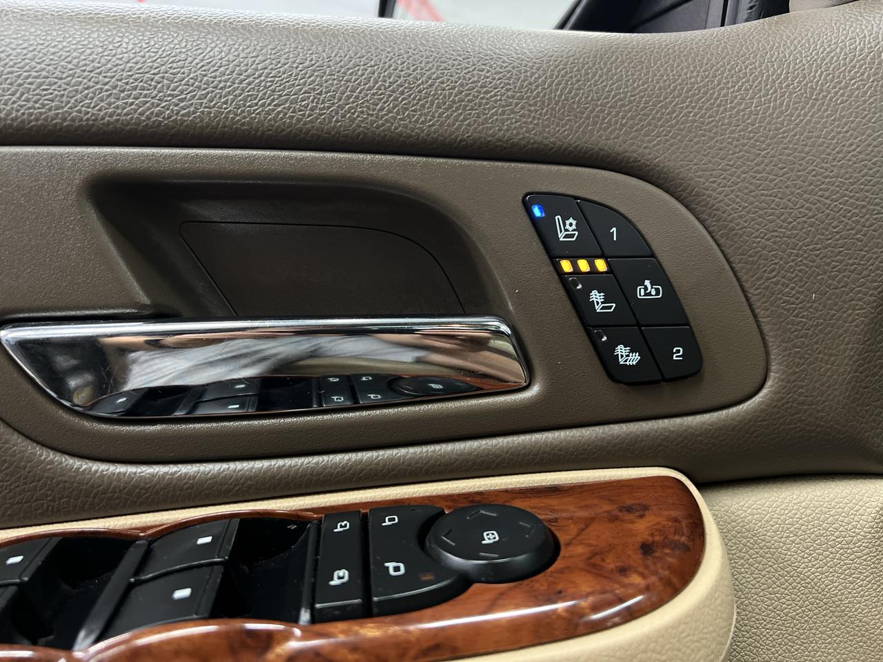 Chevrolet Tahoe  2014