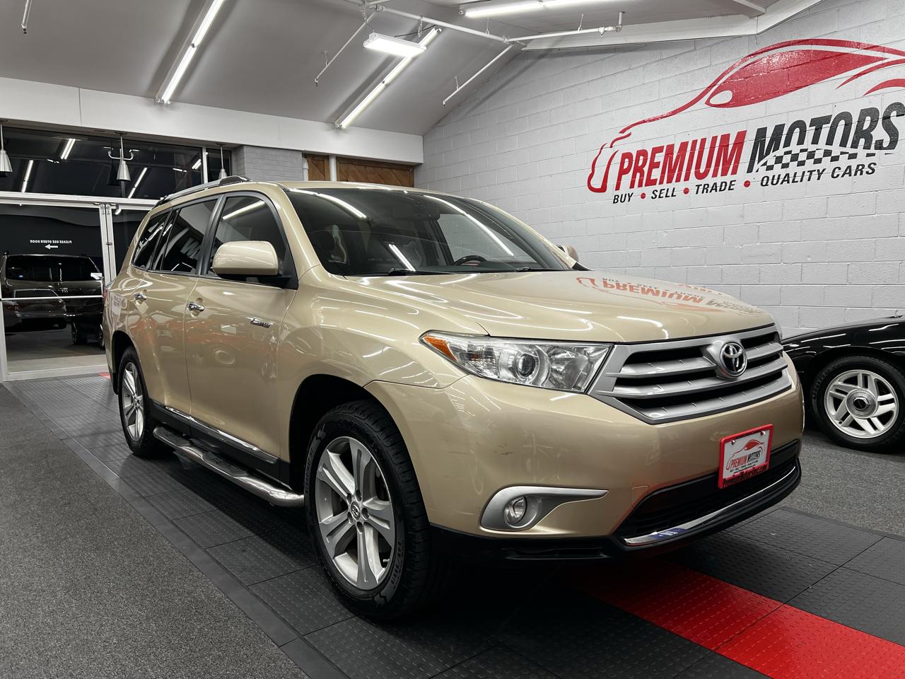 Toyota Highlander Limited 2012