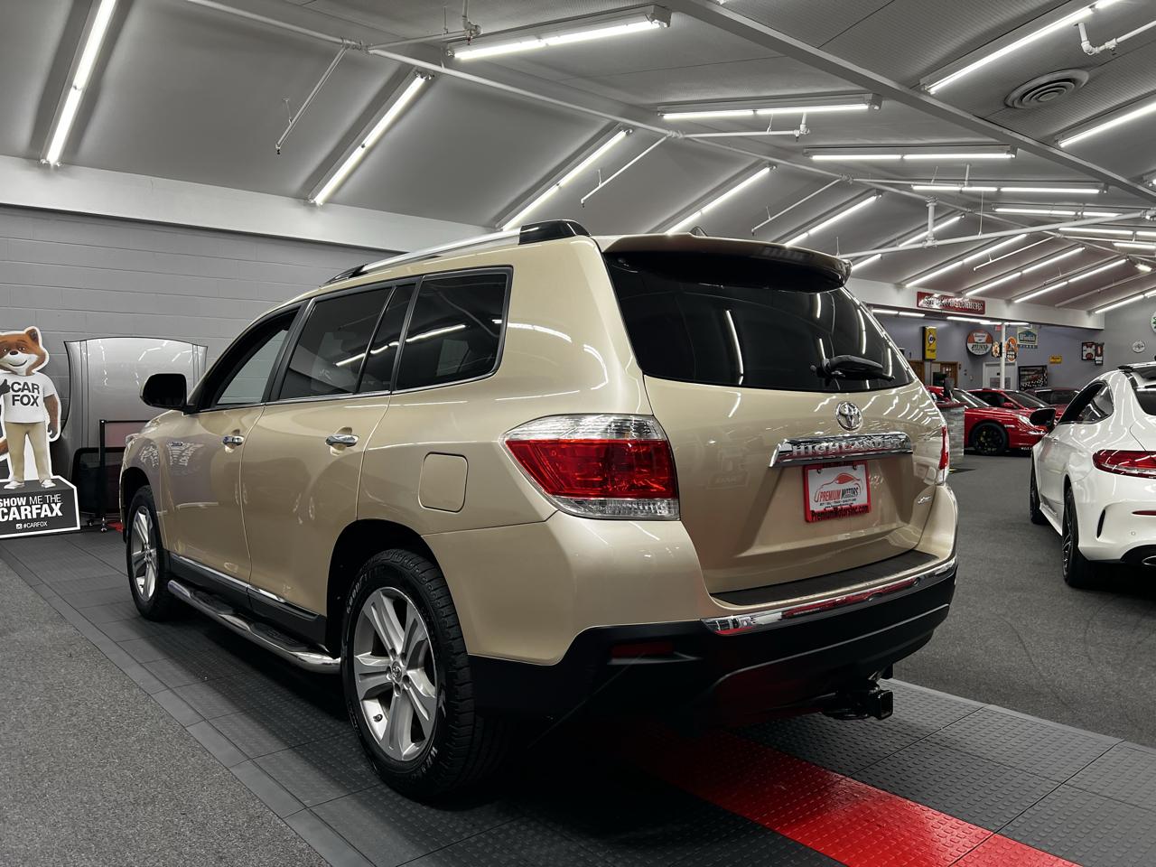 Toyota Highlander Limited 2012