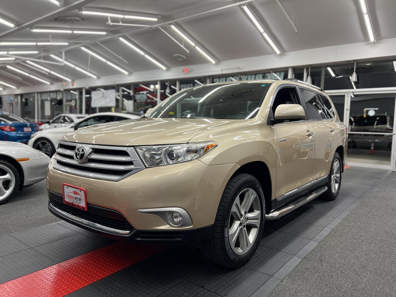 Toyota Highlander Limited 2012
