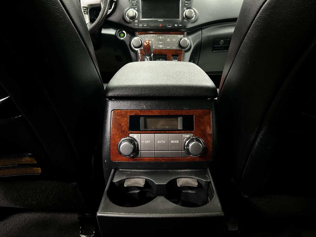 Toyota Highlander Limited 2012