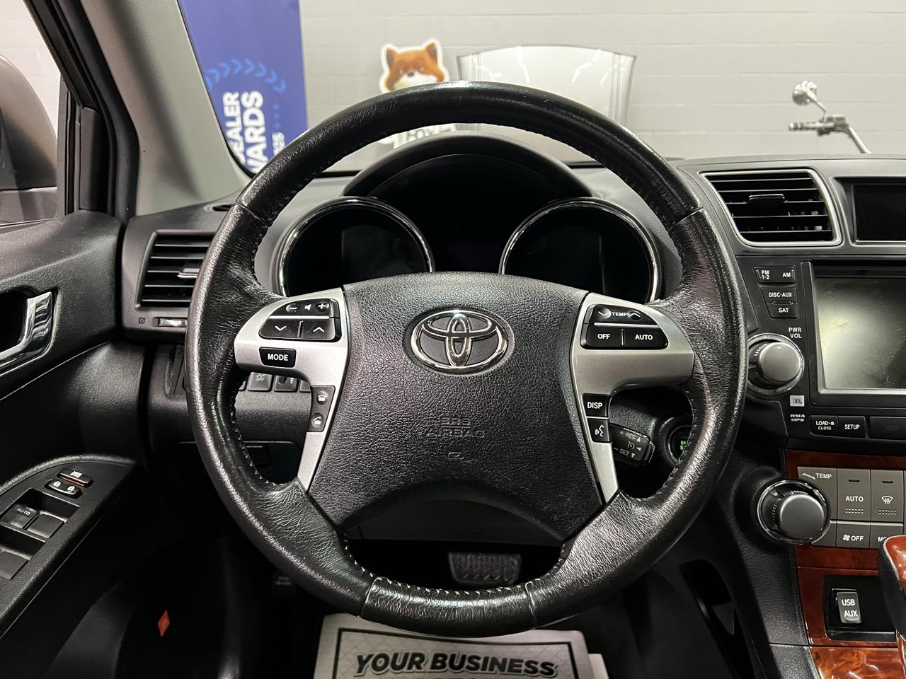 Toyota Highlander Limited 2012